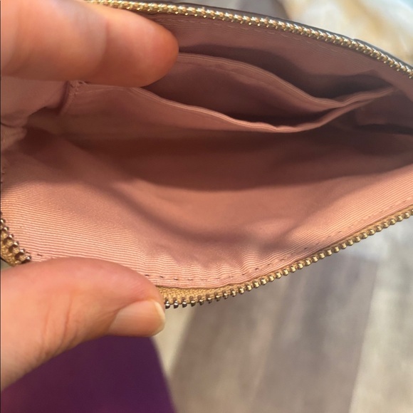 Coach small wristlet (baby pink) - Picture 3 of 3